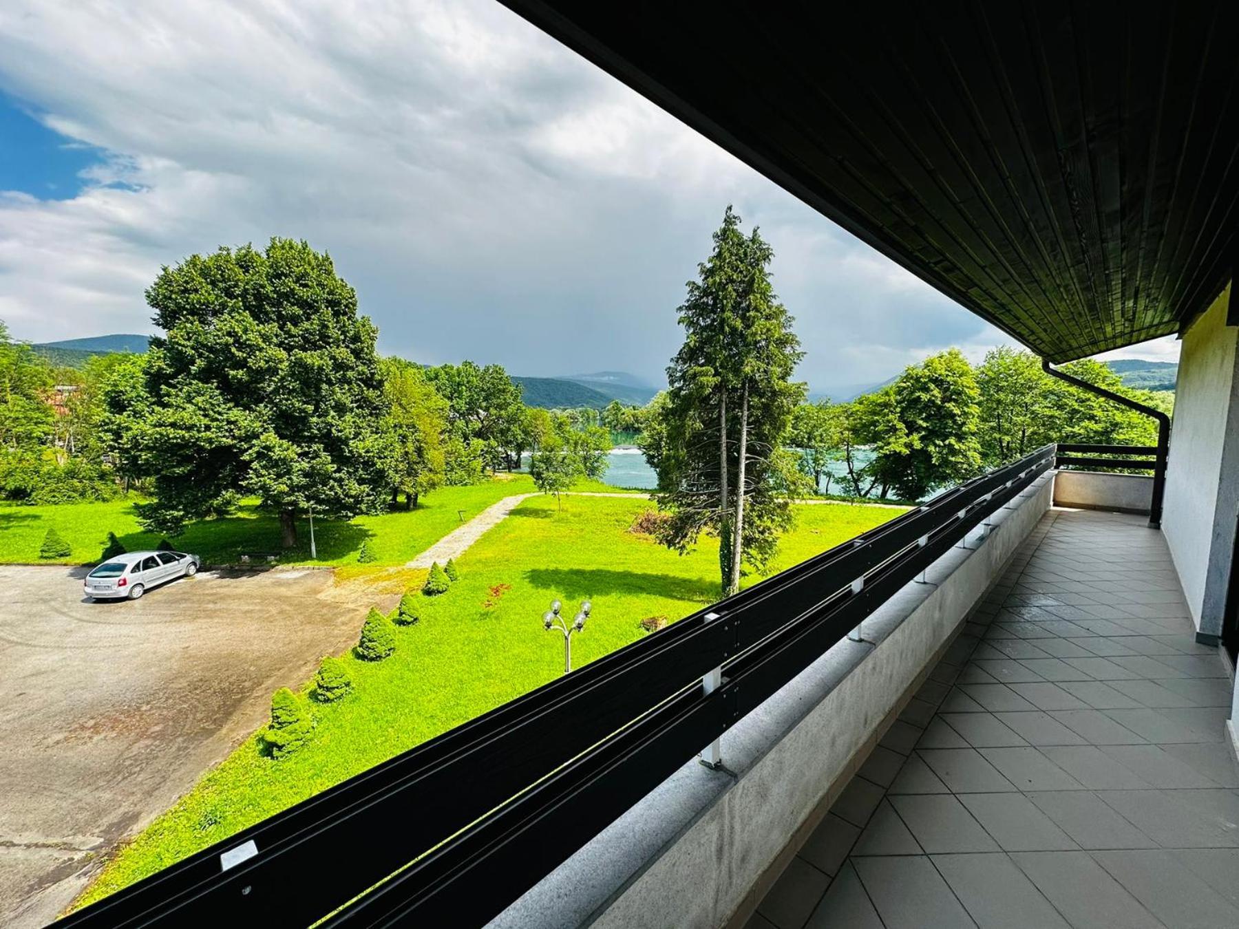 Hotel Ada Bihac Exterior photo